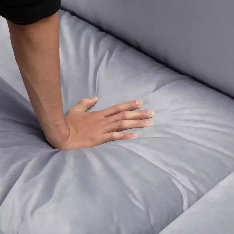 Divano Sezionale a L con Pouf – Rivestimento in Velluto, Struttura in Legno