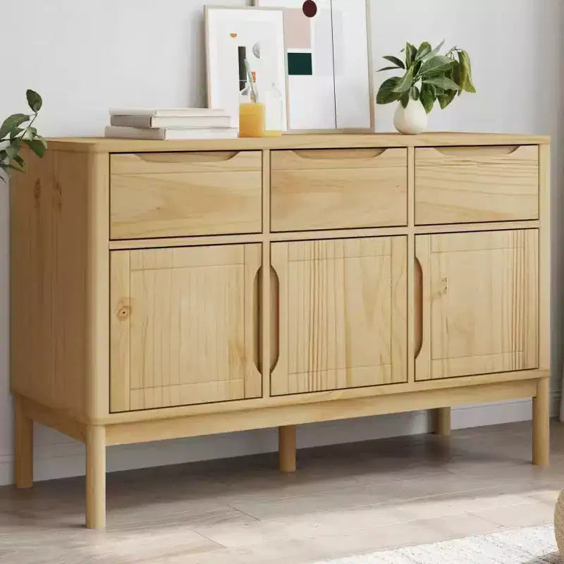 Credenza in legno massello di pino con cassetti e ante