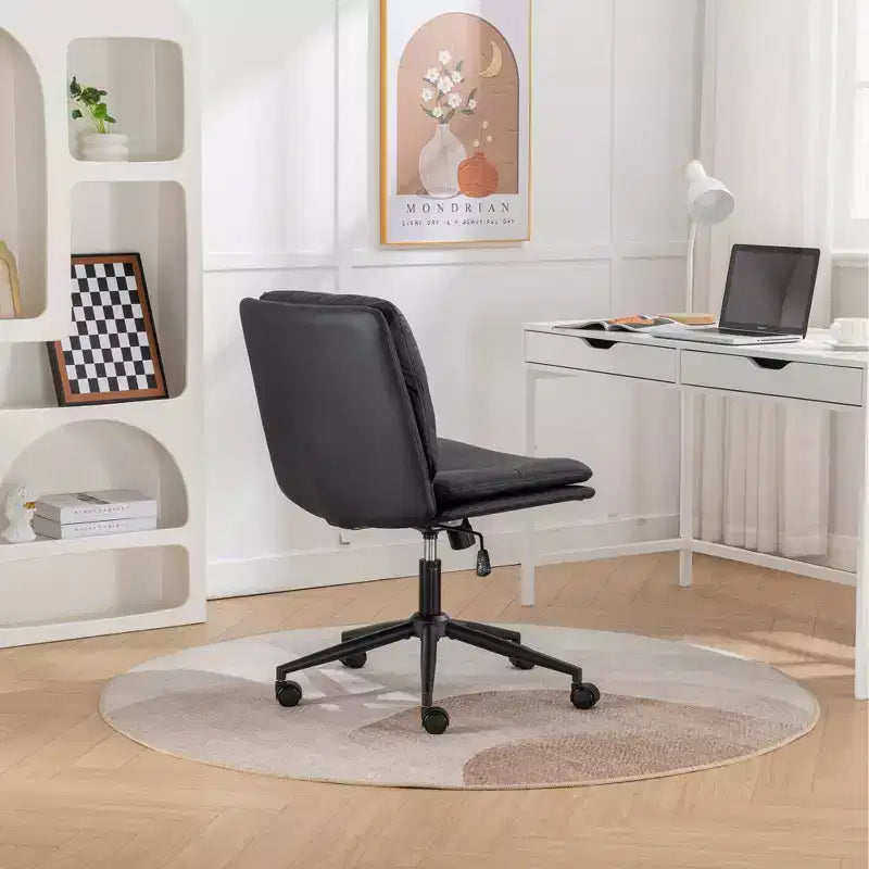 Adjustable Swivel Office Chair with Wide Seat