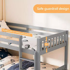 Letto a castello basso in legno massello con due letti singoli, sponde di protezione e scaletta, non è necessario il materasso a molle (grigio)