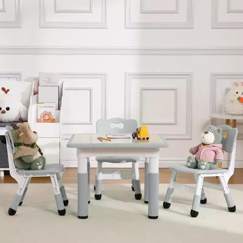 Set Tavolo e 4 Sedie per Bambini con Altezza Regolabile