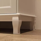 Armadio bianco indipendente in legno con cassetti e aste appendiabiti